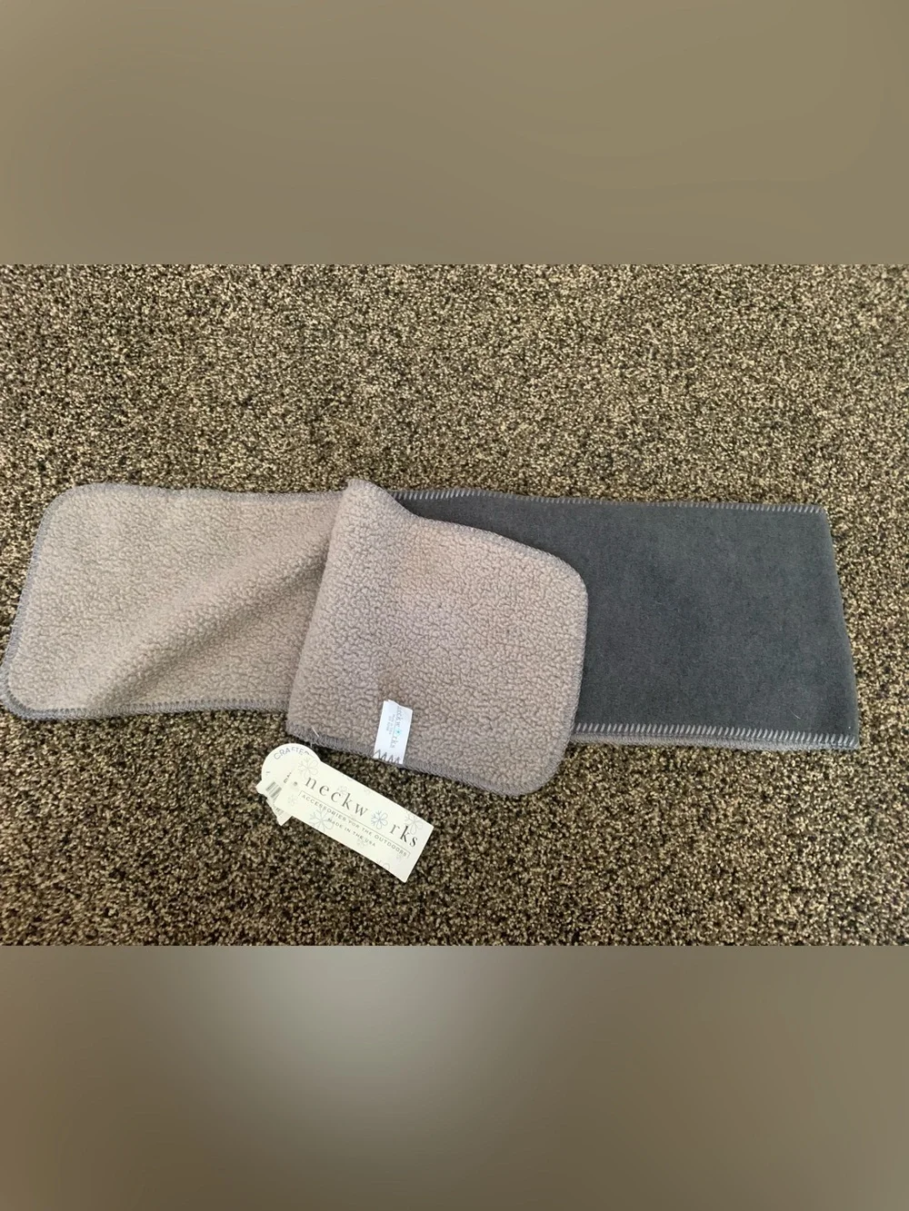 Neck Works Dark Gray Fleece Scarf and Mittens Set NWT
